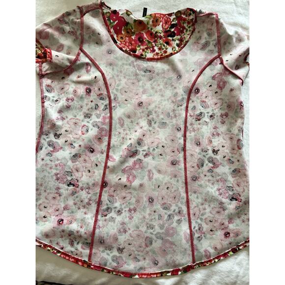 Bleeker & McDougal Women's 1X Red Floral Short Sleeve Shirt - Picture 12 of 12